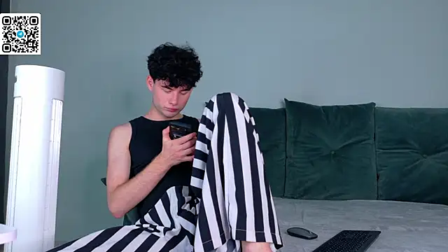 moon_Gloww Webcamshow