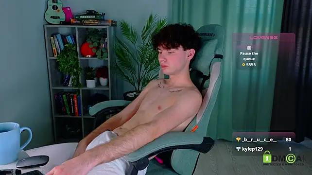 moon_Gloww – webcam-show