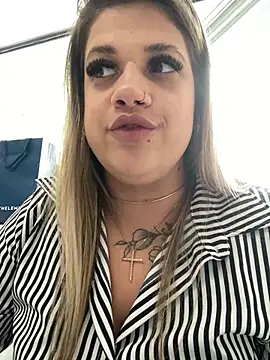kahreal's Live XXX Chat