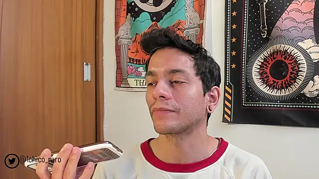 הופעת וובקאם של acid_timee