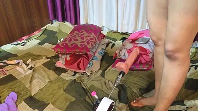 queen__mumbai – webcam-show