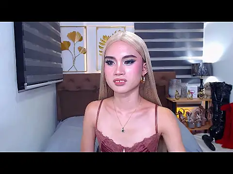 JuicyCockThea Adlı Modelin Web Kamerası Şovu