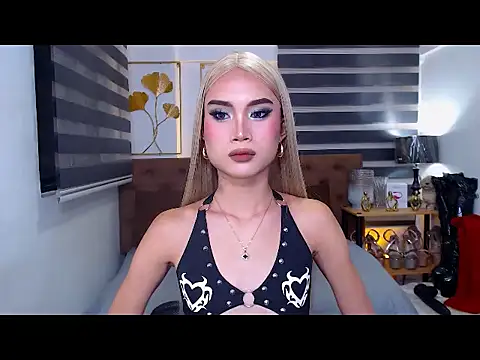 JuicyCockThea 在線直播表演