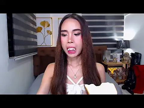 JuicyCockTheaのウェブカメラショー