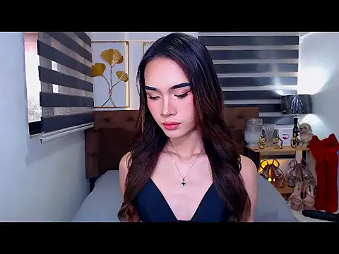 JuicyCockThea 网络视讯表演