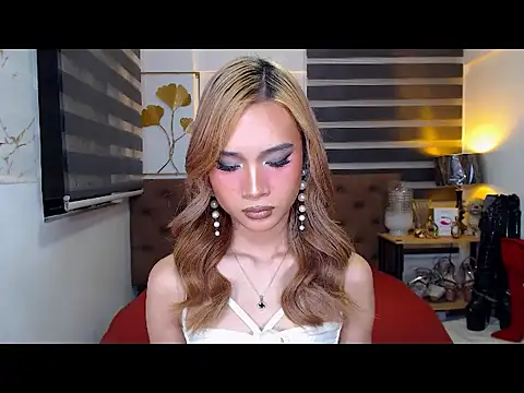 JuicyCockThea 网络视讯表演