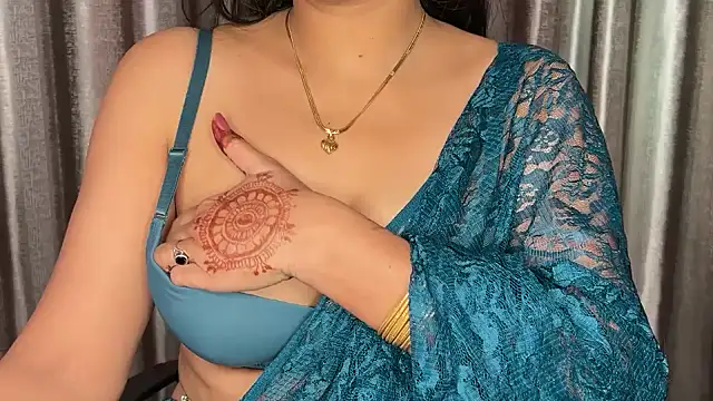 Chat XXX ao vivo de Radhika_4_you
