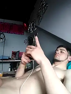 Show modela nachitomix na web-kameri