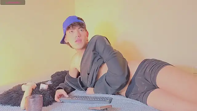 max_femboy 웹캠 쇼