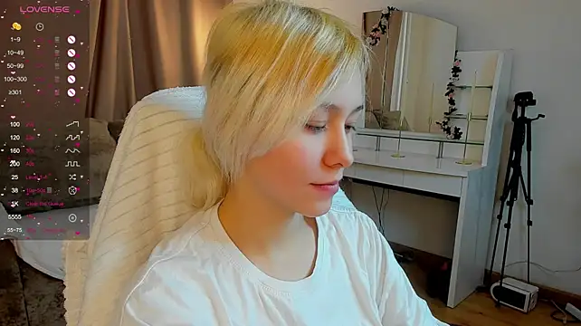 دردشة EmilyTrase الجنسية المباشرة