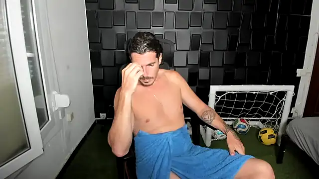 joaquin420_hot's Webcam Show