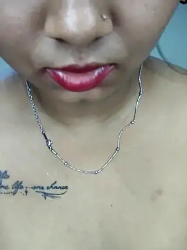 Marathi_khushi1 Show in webcam
