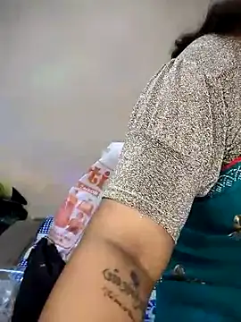 Marathi_khushi1n Webbikameraesitys