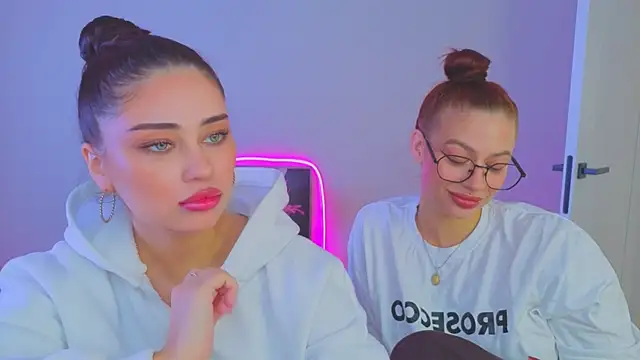 عرض كام Sofia_Plump