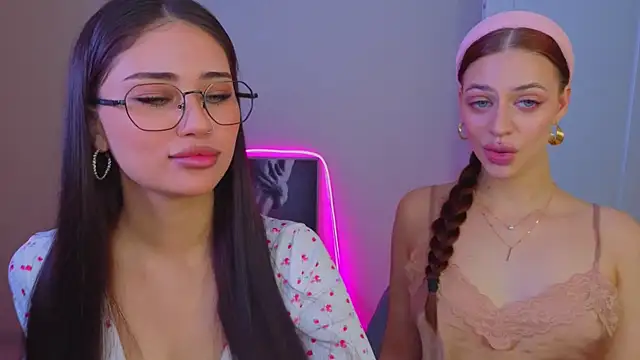 Sofia_Plump Webcam show