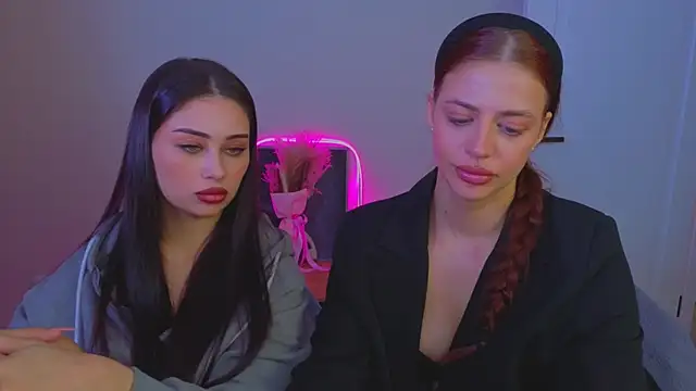 Sofia_Plumpn Webbikameraesitys