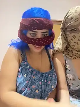 ReemSexy: διαδικτυακό σόου στην κάμερα