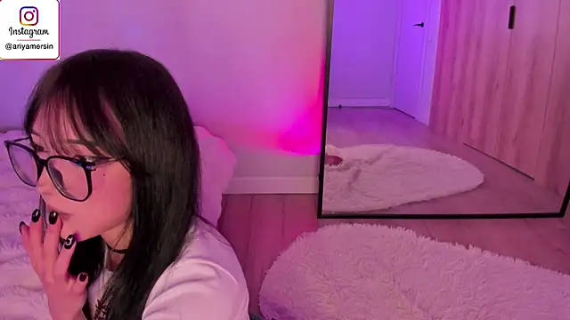 ariyastar 라이브 XXX 채팅
