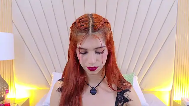 SaraLugo Adlı Modelin Canlı XXX Sohbeti