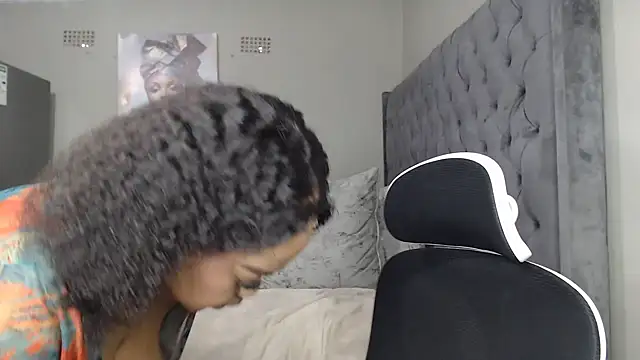 YummyMelxx Adlı Modelin Web Kamerası Şovu