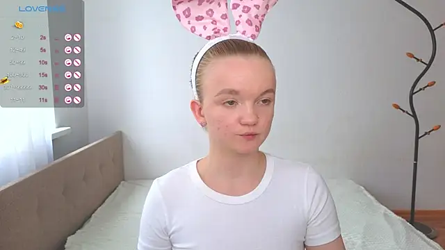 StellaBunny: онлайн-секс-чат