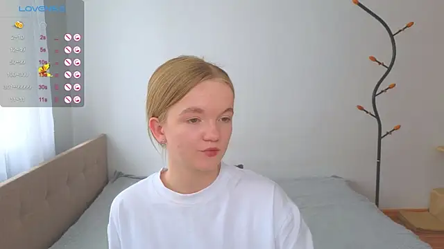 StellaBunny Chat XXX live