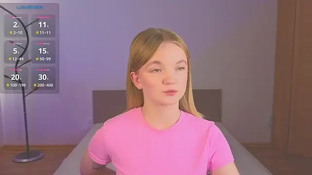 StellaBunny Adlı Modelin Canlı XXX Sohbeti