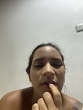 amara_wet04 Webcam-Show