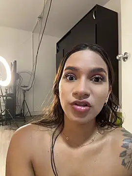 Show de amara_wet04 na webcam