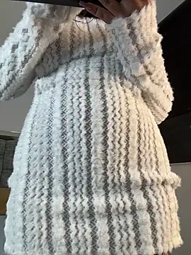 amara_wet04 Adlı Modelin Canlı XXX Sohbeti