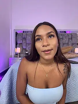 amara_wet04's Live XXX Chat