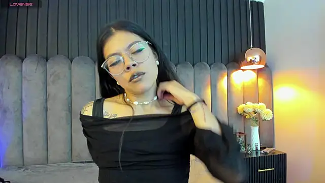 צ'אט XXX בשידור חי של Lanadelrey_1
