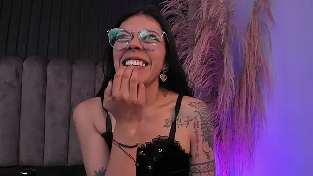 Lanadelrey_1 – Live XXX-chat