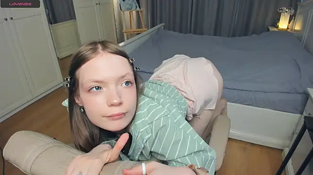 LavenderMitten Live XXX-chat