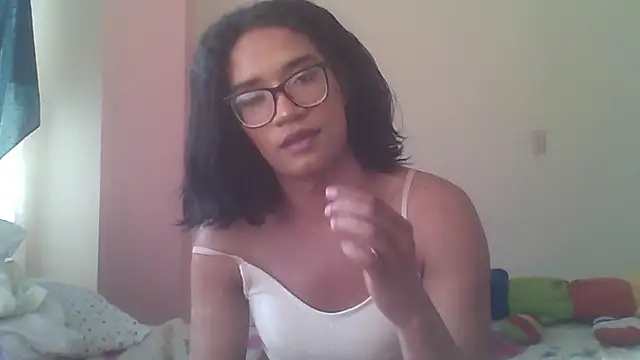horny_brii Adlı Modelin Web Kamerası Şovu