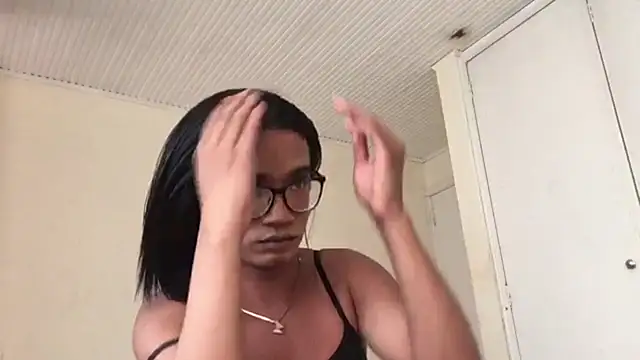 horny_brii Adlı Modelin Web Kamerası Şovu