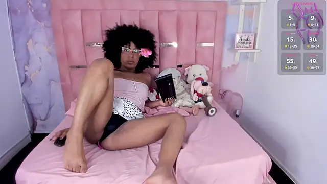 CataleyaMoon_'s Webcam Show