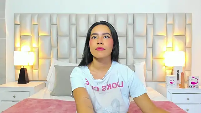 paola_katy_dicksのウェブカメラショー