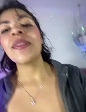 Czat XXX na żywo – sara-jules