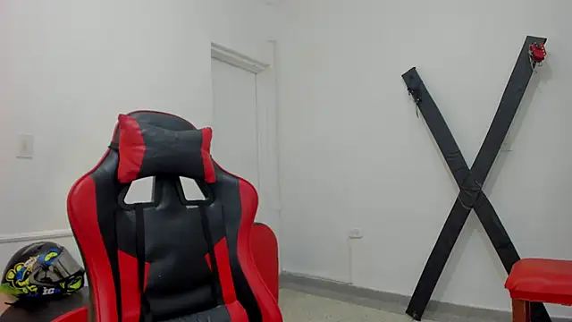 Ruby_RedMoon2 Webcam show