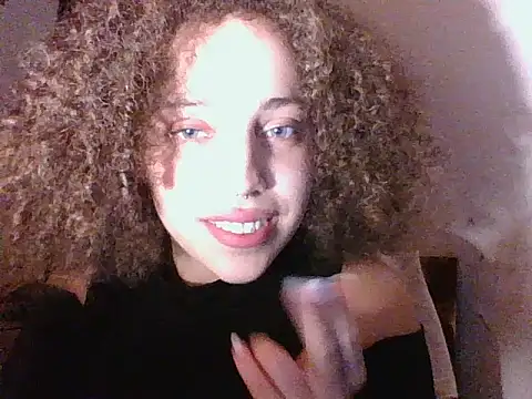 Naomi_888's Live XXX Chat