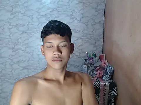 โชว์เว็บแคมของ UrAsian_Turjak