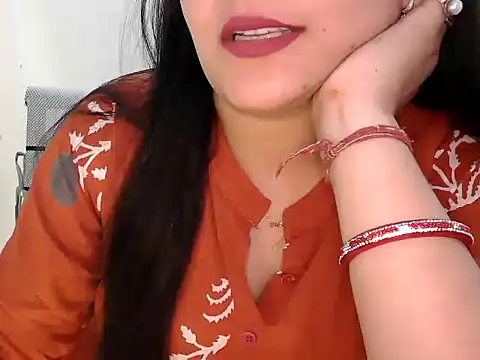 _chitranshi: онлайн-секс-чат