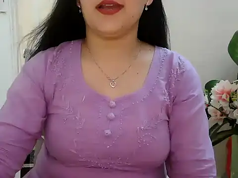Chat +18 de _chitranshi ao vivo