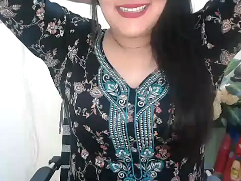 _chitranshi's Webcam Show