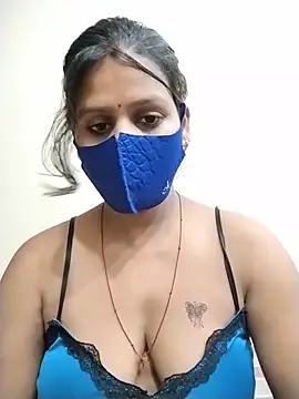 צ'אט XXX בשידור חי של Nakedgirl07