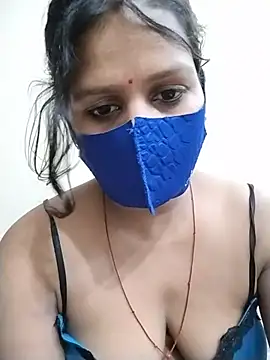 Nakedgirl07 Adlı Modelin Canlı XXX Sohbeti