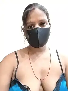 Nakedgirl07 现场性爱视讯表演