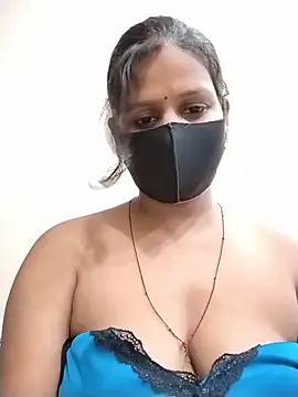 צ'אט XXX בשידור חי של Nakedgirl07