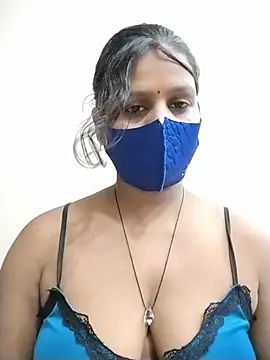 hotyrani07 网络视讯表演